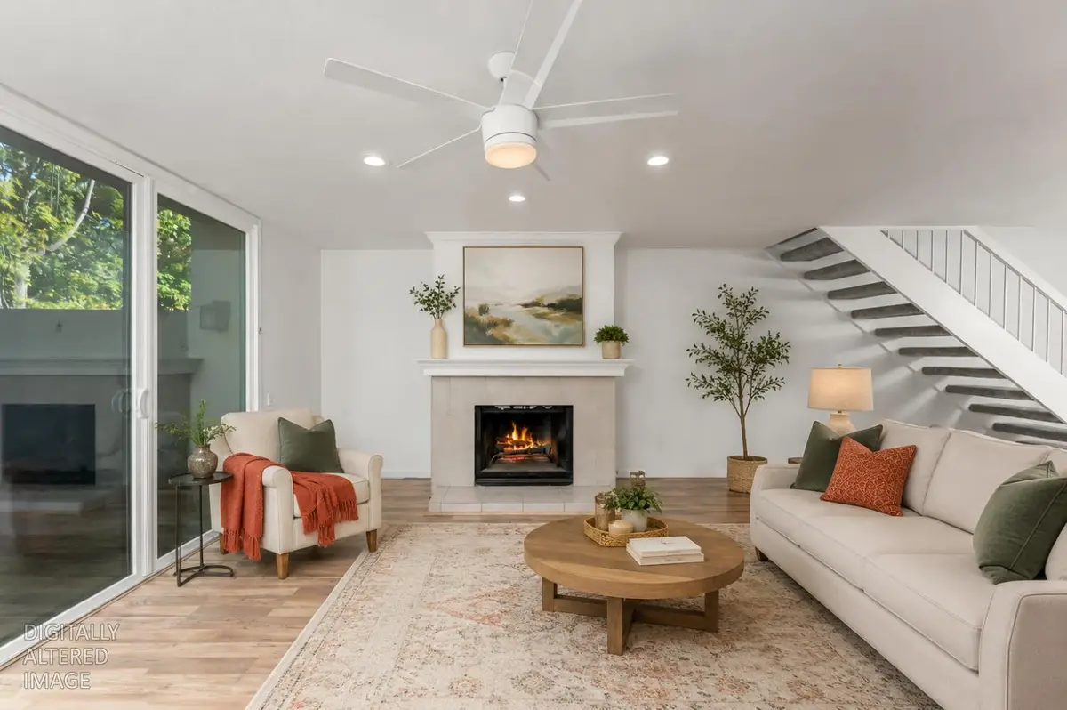 709 Woodside Ln E #2, Sacramento, CA 95825 - #1