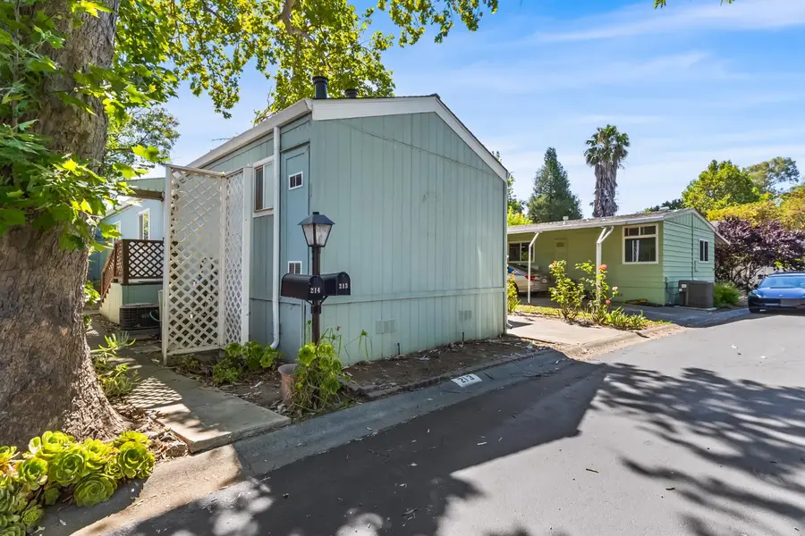 213 Full Circle, Davis, CA 95618 - #2