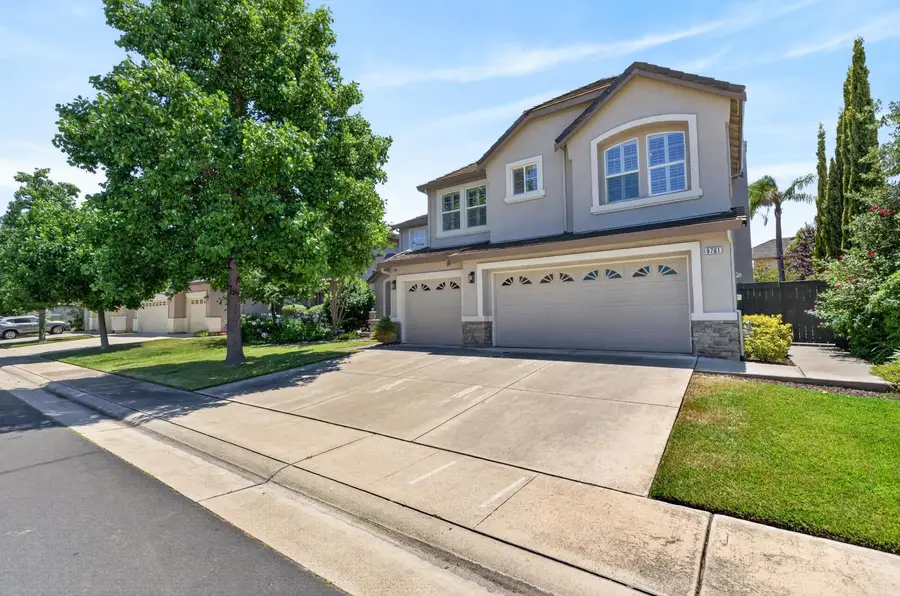 9701 Nature Trail Way, Elk Grove, CA 95757 - #3