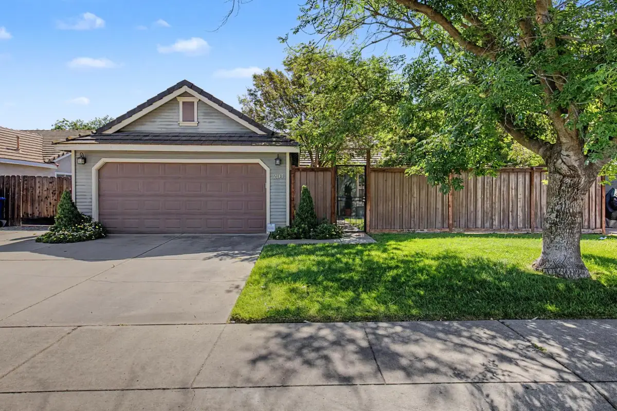 204 Gelf Lane, Modesto, CA 95357 - #1