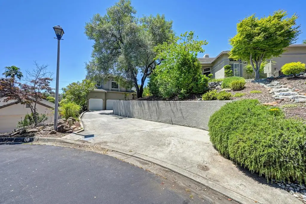 1050 Fox Run Court, Auburn, CA 95602 - #1