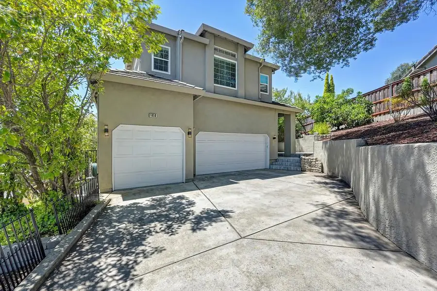1050 Fox Run Court, Auburn, CA 95602 - #3