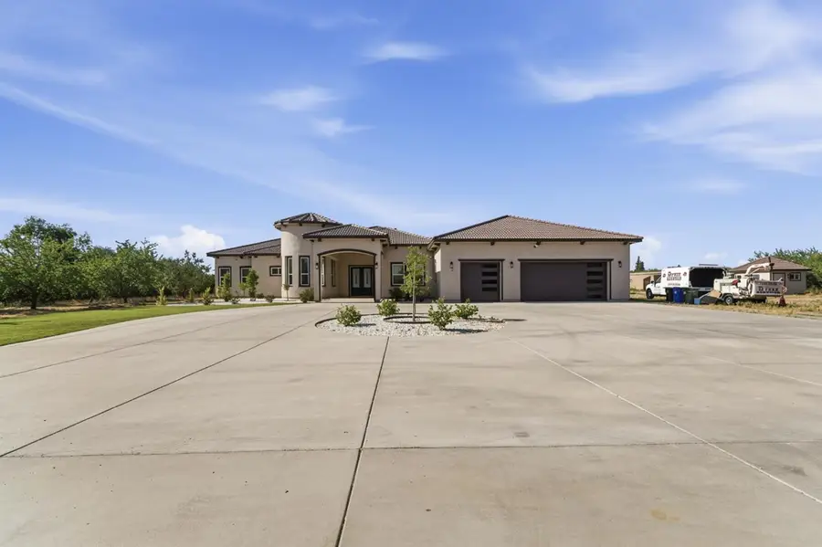 3709 Blue Gum Avenue, Modesto, CA 95358 - #3