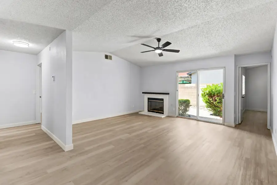 7407 Sunborough Lane, Sacramento, CA 95828 - #3