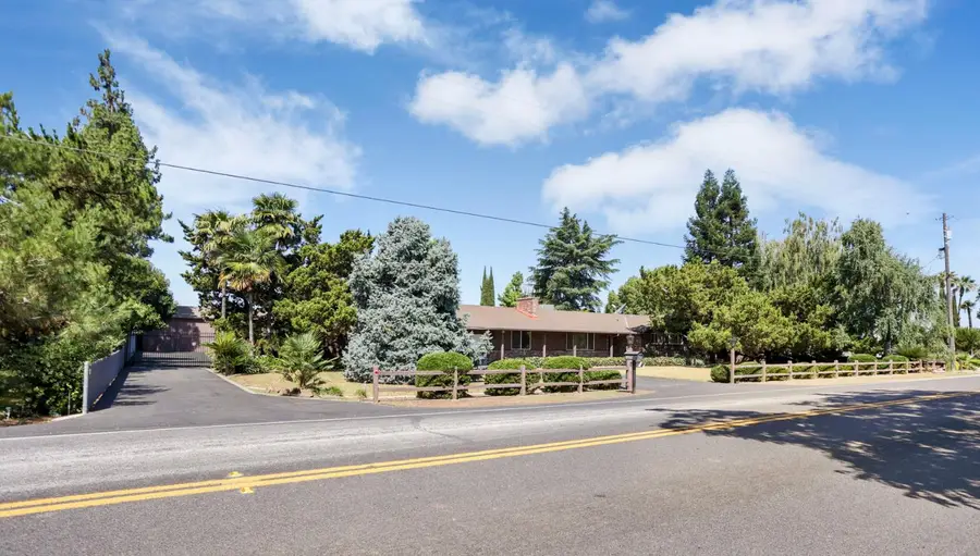 1077 Beyer Lane, Stockton, CA 95215 - #2