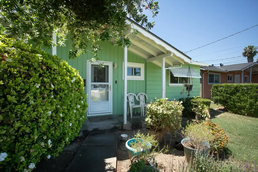 382 Monterey Avenue, Yuba City, CA 95991 - #3