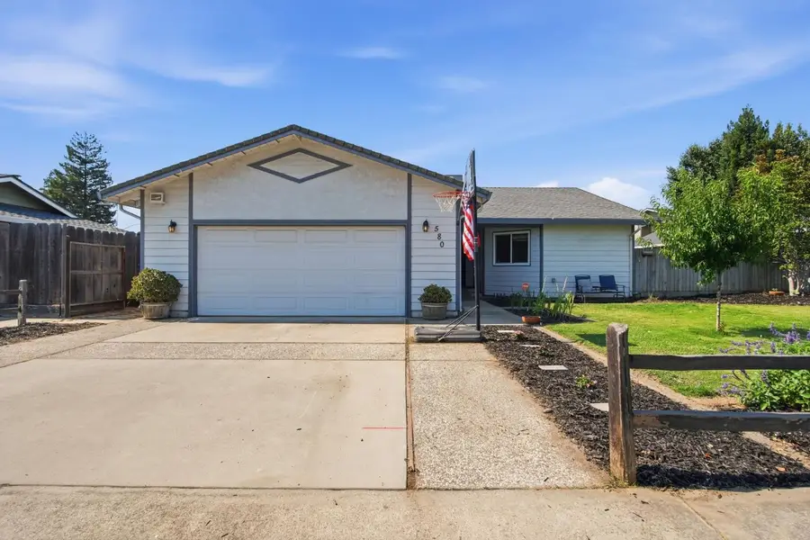 580 North Avenue, Turlock, CA 95382 - #2