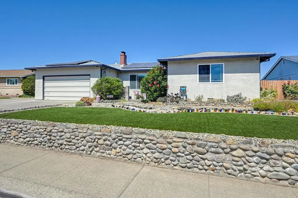 7616 Southbreeze Drive, Sacramento, CA 95828 - #1