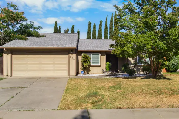 7755 Castle Rock Way, Sacramento, CA 95828