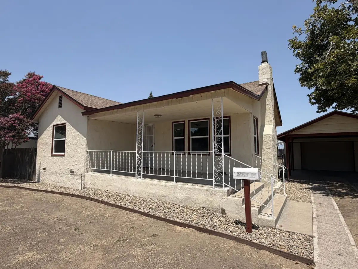 410 N 3rd Street, Chowchilla, CA 93610 - #1