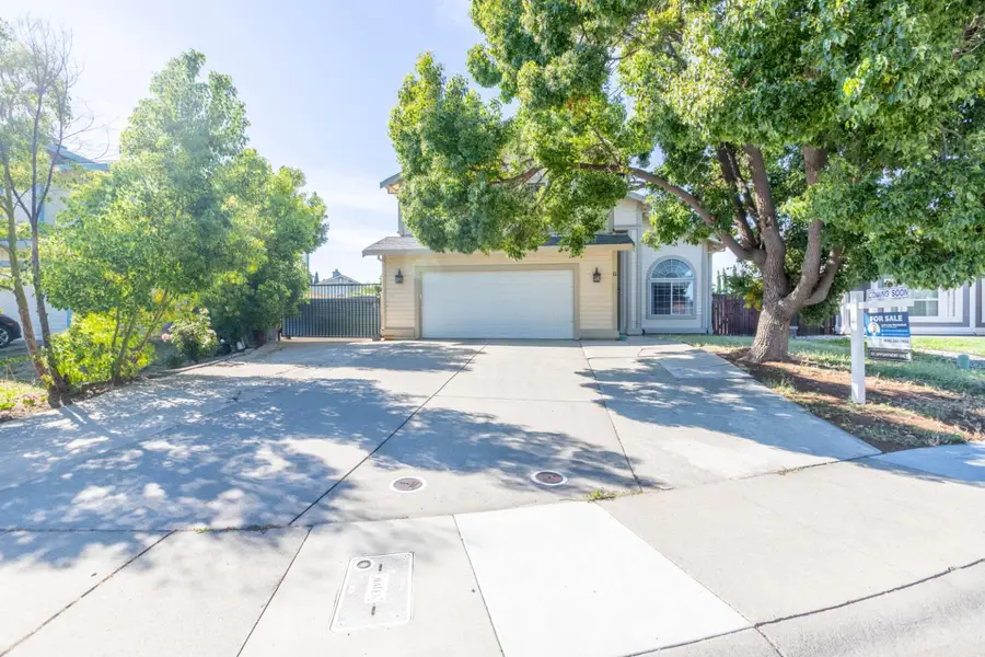 11 Monterosa Court, Sacramento, CA 95823 - #2