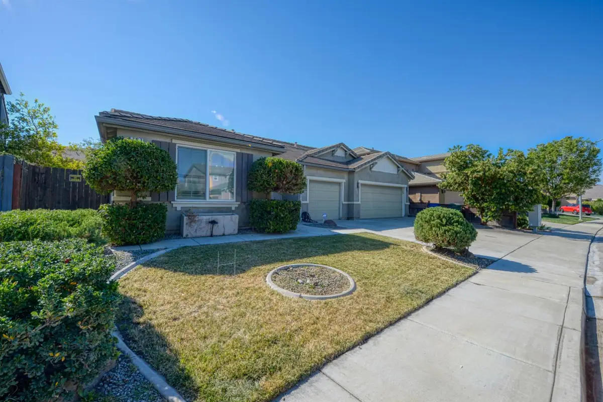 657 Mt Rushmore Drive, Newman, CA 95360 - #1