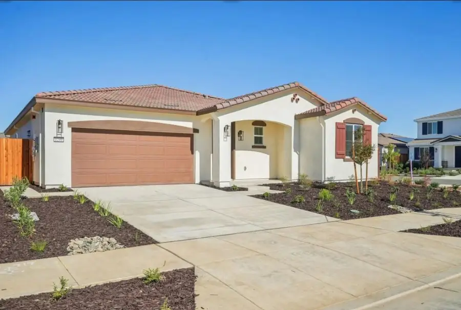 1299 Bastion Ave., Galt, CA 95632 - #2