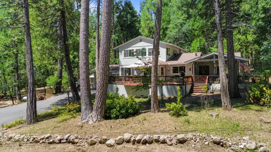 2398 Country Club Drive, Arnold, CA 95223 - #2