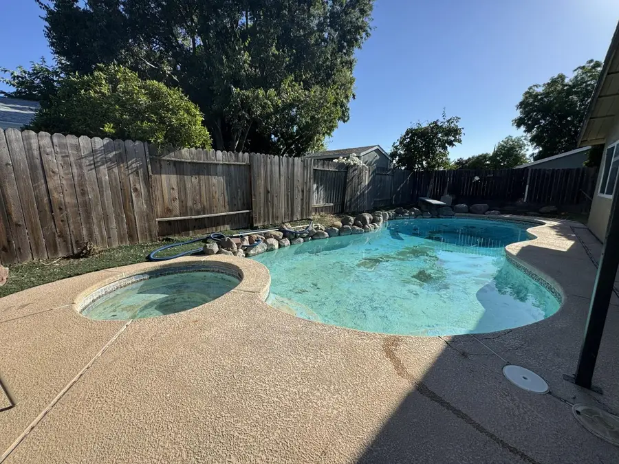 6904 Winlock Avenue, Citrus Heights, CA 95621 - #3
