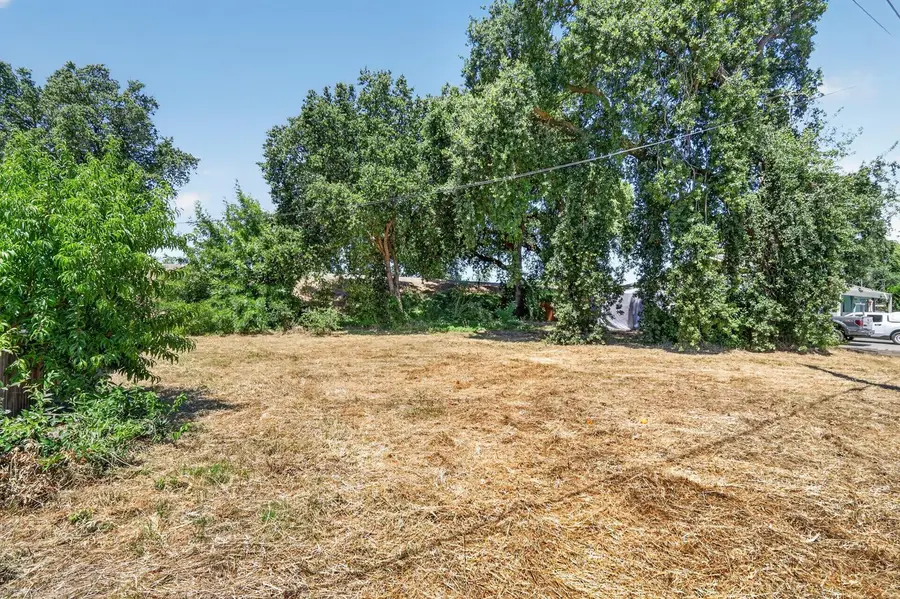 8166 Freeport Boulevard, Sacramento, CA 95832 - #2