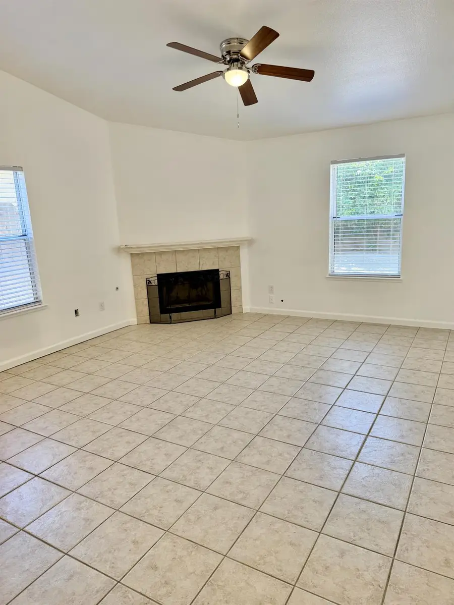 3928 El Portal Place, Modesto, CA 95357 - #2