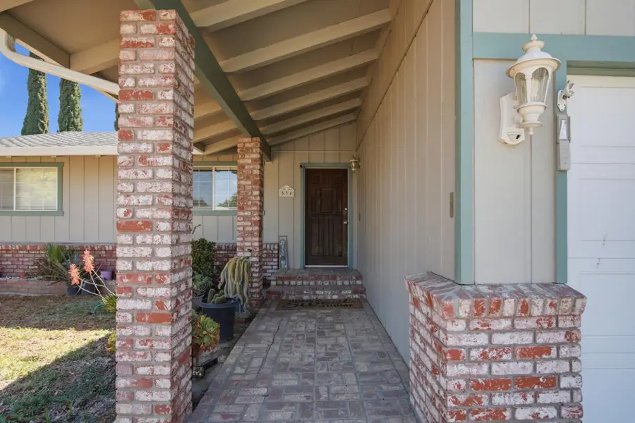 534 Lola Lane, Patterson, CA 95363 - #2