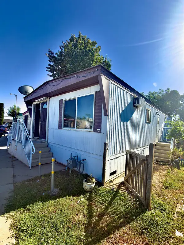 6435 Orange Avenue #D12, Sacramento, CA 95823