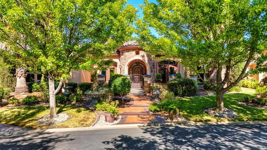 8614 Ashbury Court, Roseville, CA 95747 - #2