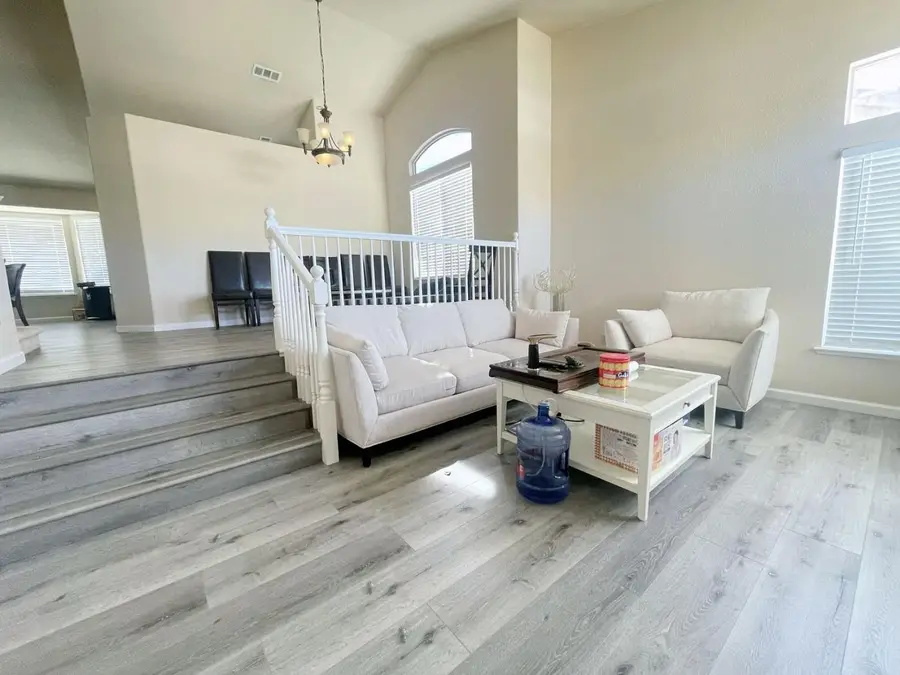 8668 Gossamer Way, Elk Grove, CA 95624 - #2