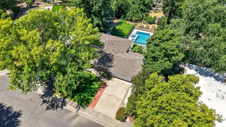 8506 Willings Way, Fair Oaks, CA 95628 - #3