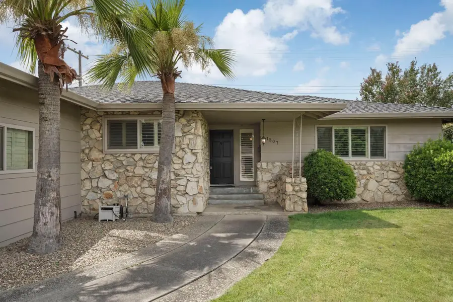 1207 Lakewood Drive, Lodi, CA 95240 - #2