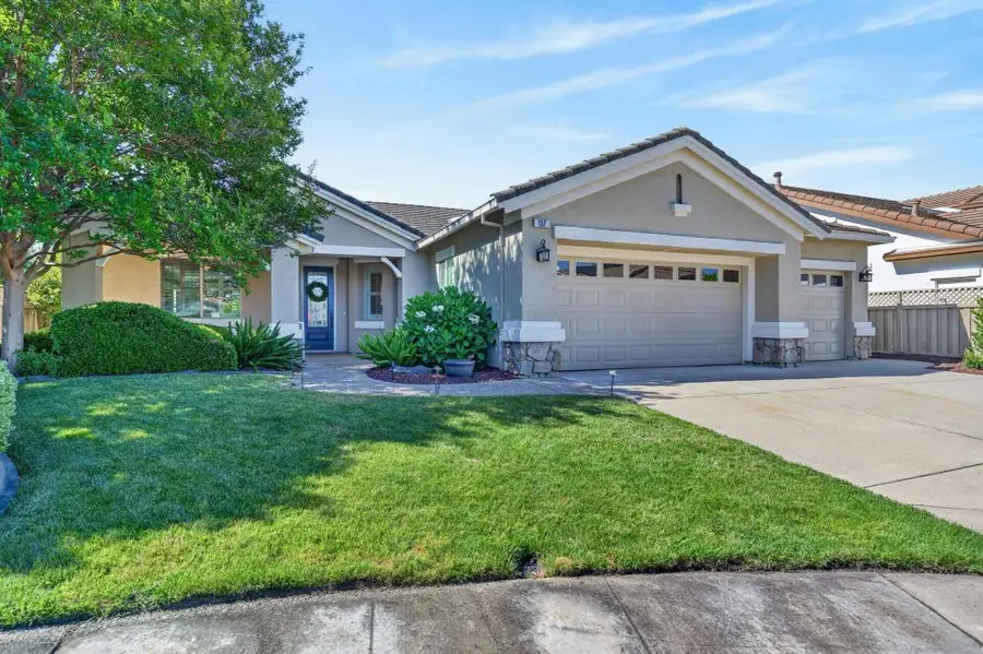 137 Lakefield Court, Lincoln, CA 95648 - #2