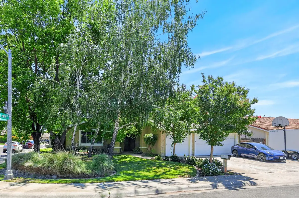 1601 Grenoble Drive, Woodland, CA 95695 - #1