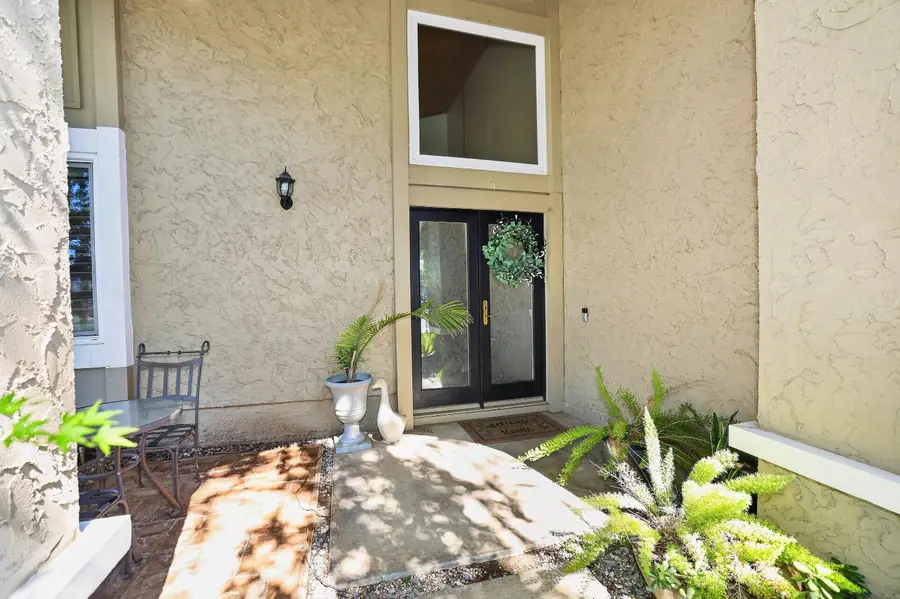 1601 Grenoble Drive, Woodland, CA 95695 - #3