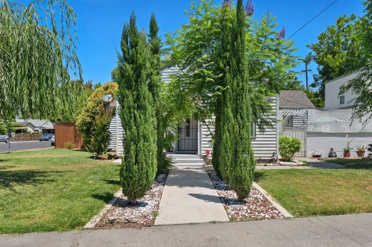 2102 N Funston, Stockton, CA 95205 - #1