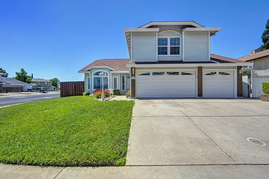 8996 Purple Martin Way, Elk Grove, CA 95758 - #3