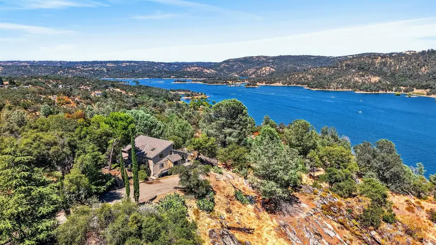 5049 Lake Forest Drive, Loomis, CA 95650 - #2