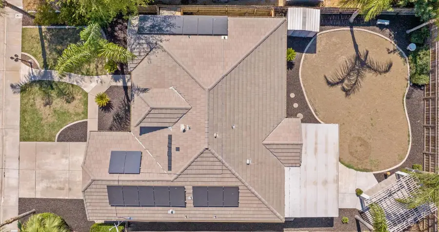 2138 Freedom Street, Hanford, CA 93230 - #2
