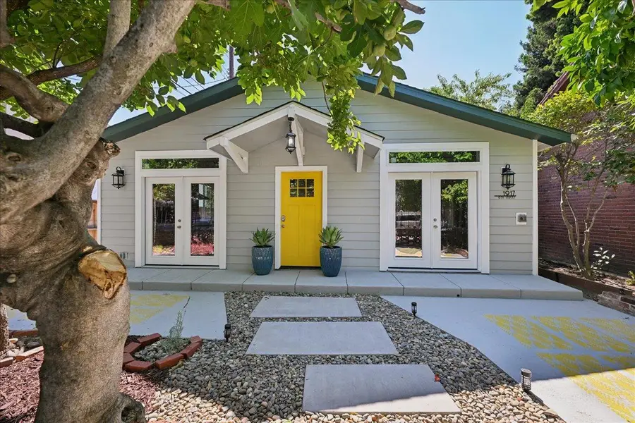 1917 6th Street, Sacramento, CA 95811 - #2