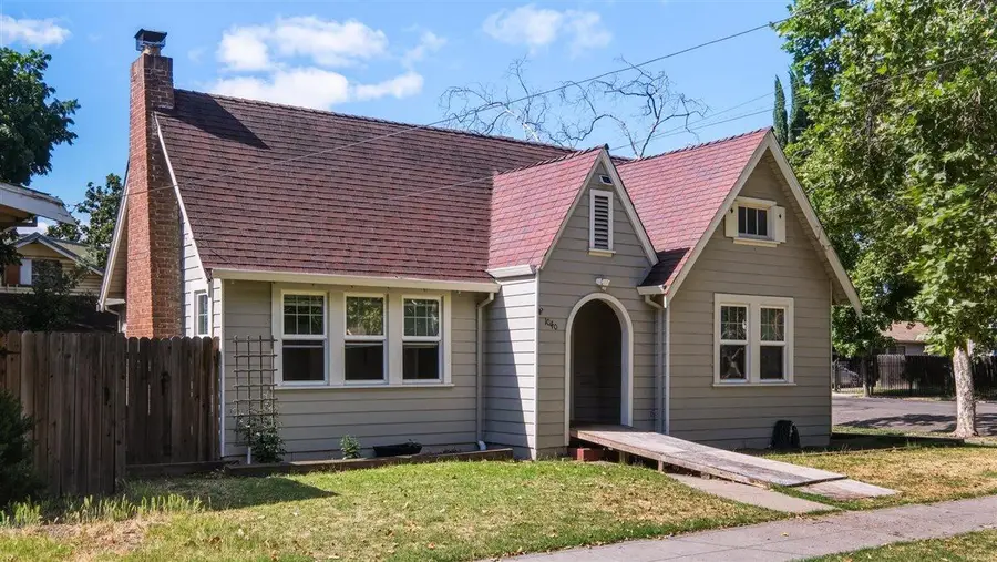 1040 W Poplar Street, Stockton, CA 95203 - #2
