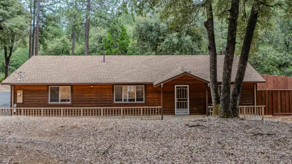 13050 Mount Zion Road, Pine Grove, CA 95665