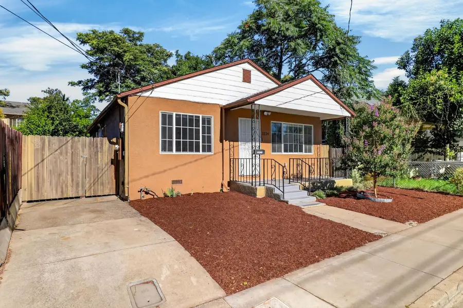 3224 San Jose Way, Sacramento, CA 95817 - #2