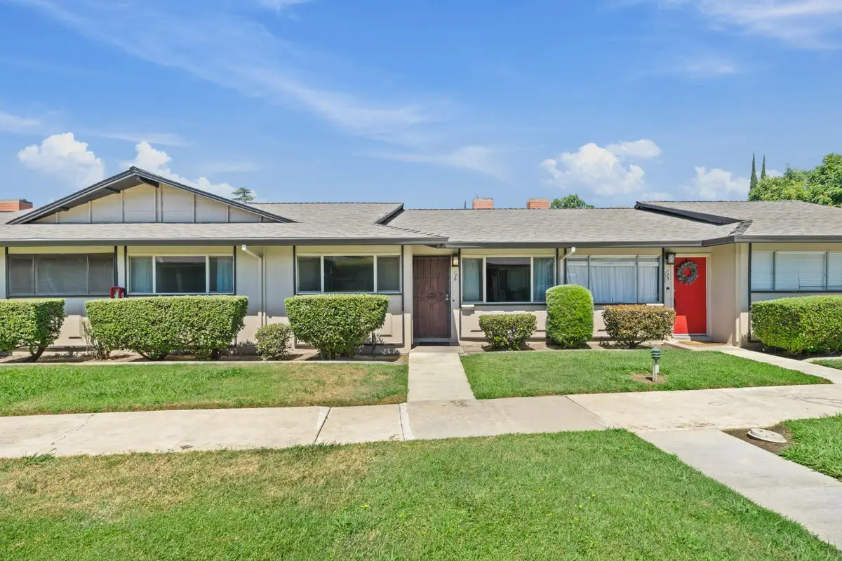215 Floyd Avenue #26, Modesto, CA 95350 - #1