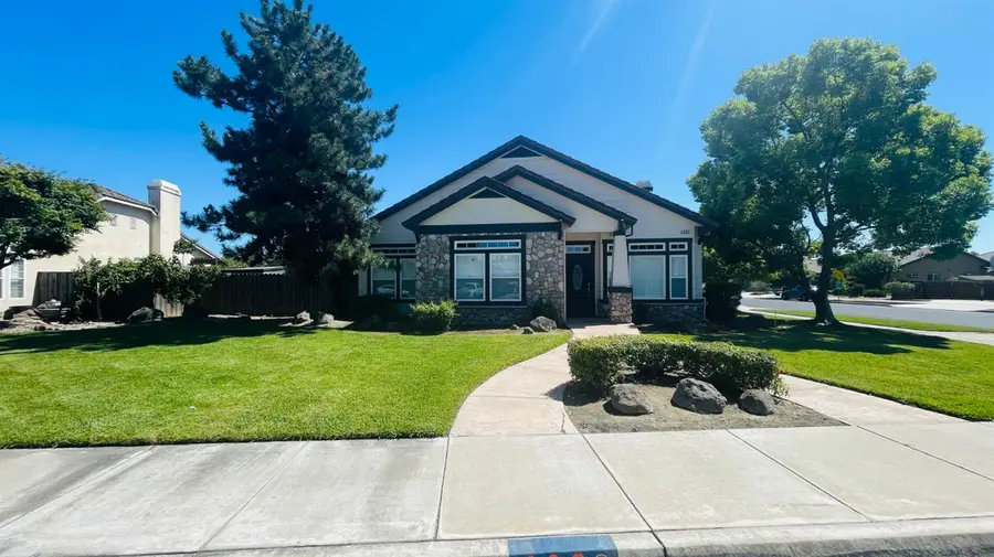 428 E Milgeo Avenue, Ripon, CA 95366 - #3