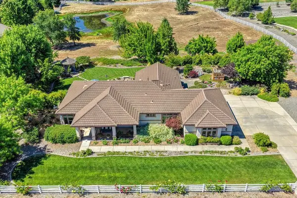 11880 Gidaro Drive, Elk Grove, CA 95624