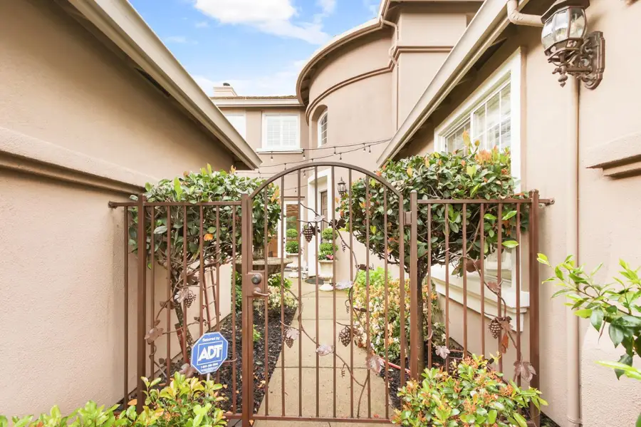 4836 Village Green Drive, El Dorado Hills, CA 95762 - #3