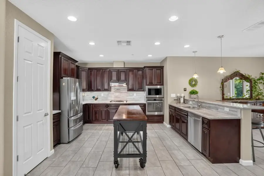 1358 Sundance Dr, Plumas Lake, CA 95961 - #3