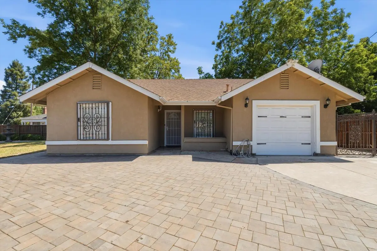 3700 12th Avenue, Sacramento, CA 95817 - #1