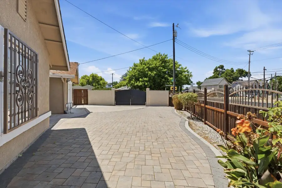 3700 12th Avenue, Sacramento, CA 95817 - #3