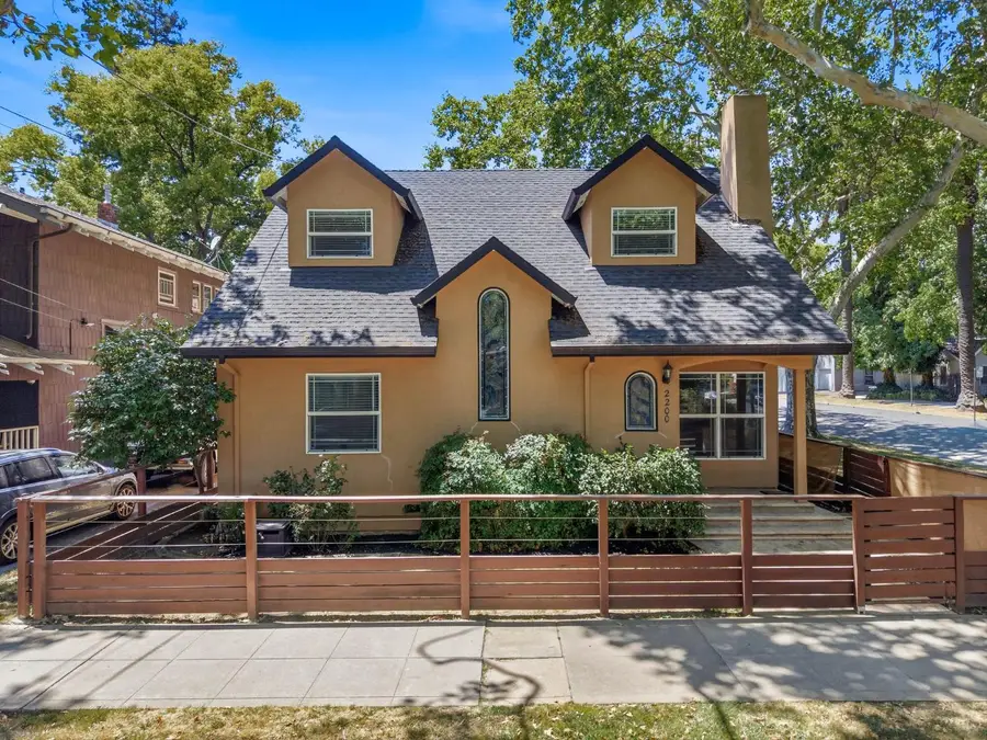 2200 23rd Street, Sacramento, CA 95818 - #2