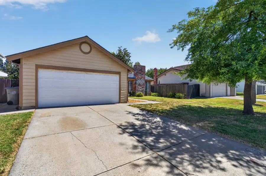 972 Shellwood Way, Sacramento, CA 95831 - #2
