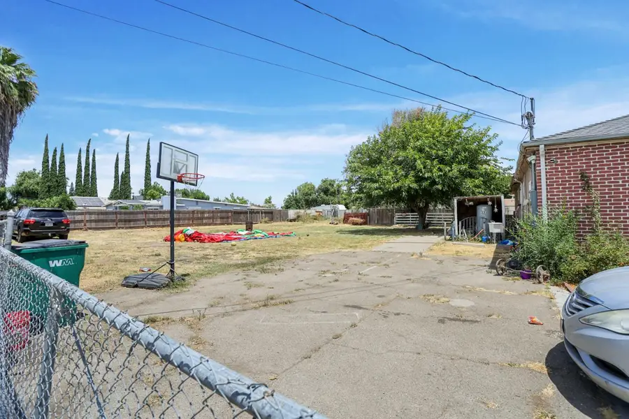 10556 S Priest Road, French Camp, CA 95231 - #2