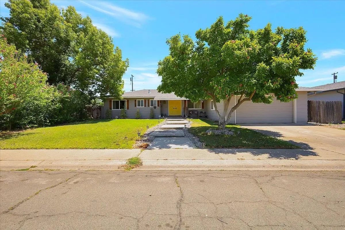 1430 Peach Tree Lane, Yuba City, CA 95993 - #1