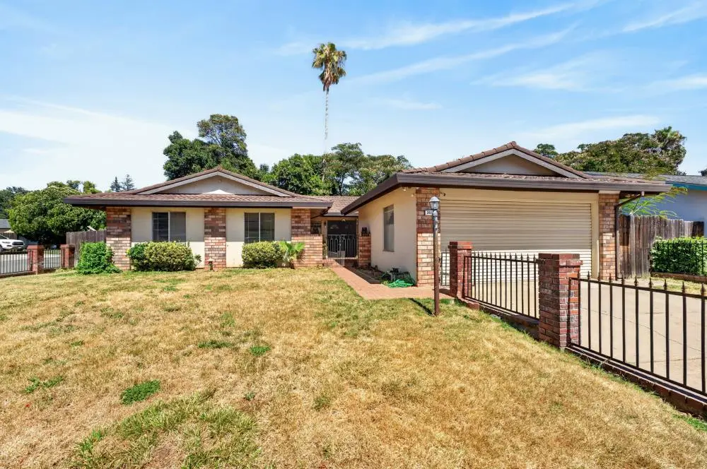 2615 Water Tree Way, Sacramento, CA 95826 - #1